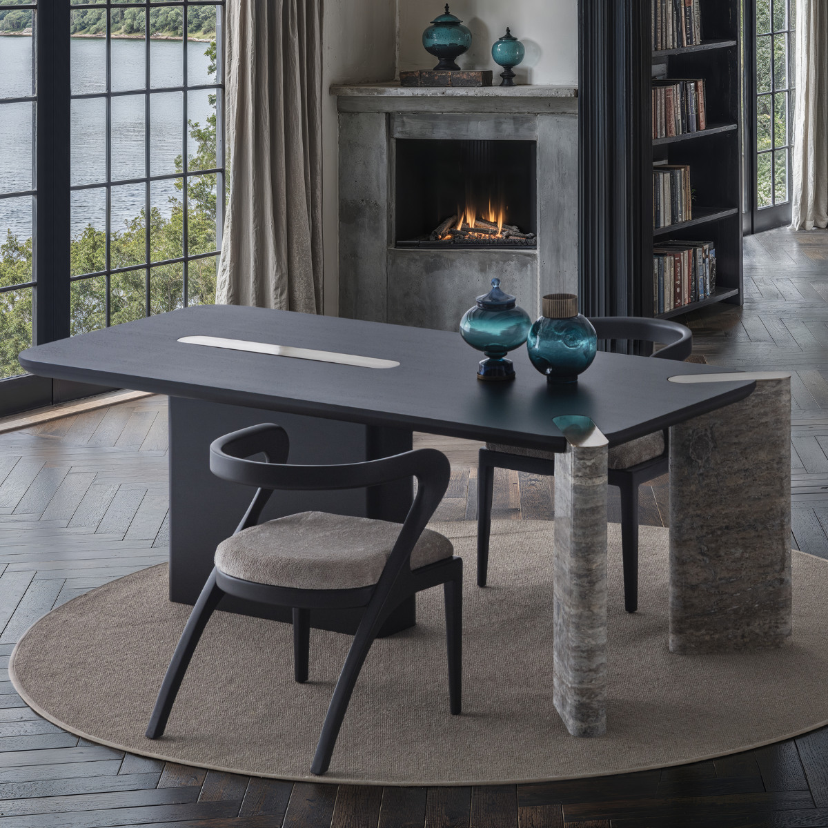 Luxury Dining Table, Valmonte