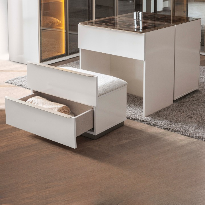 Luxury Bedroom Set, Noble