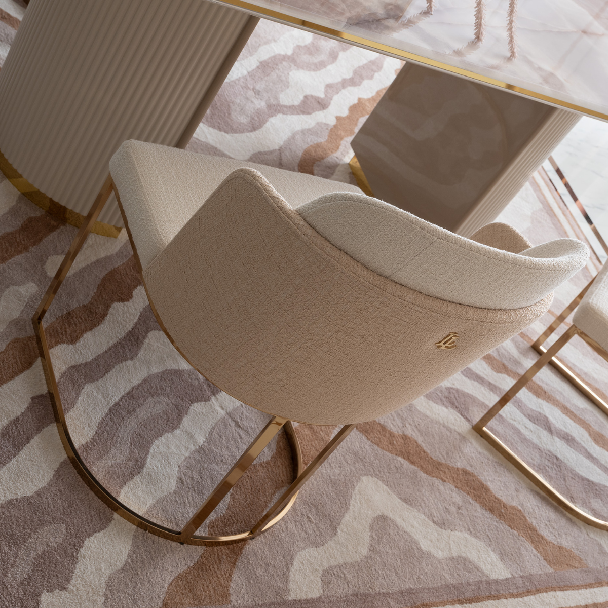Luxury Dining Table, Electra